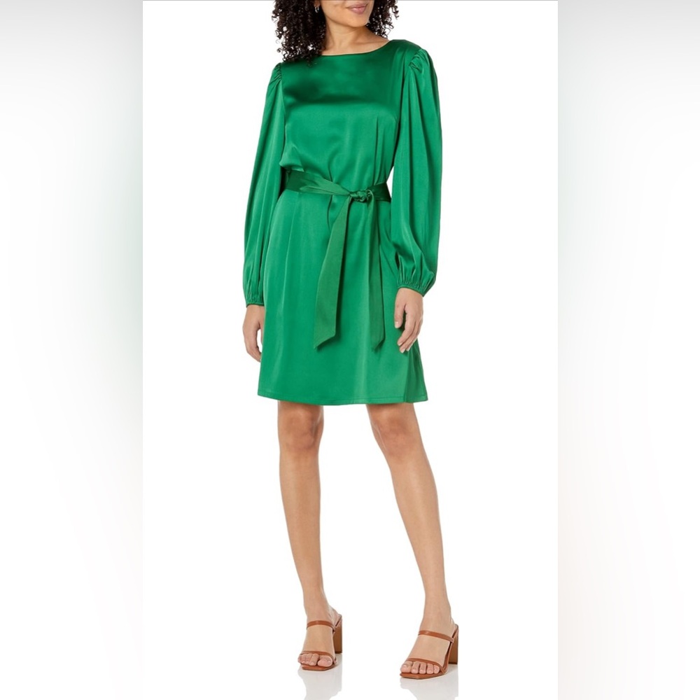 Small The Drop @shopdandy Emerald Green Belted Silky Stretch Dress - Picture 2 of 7